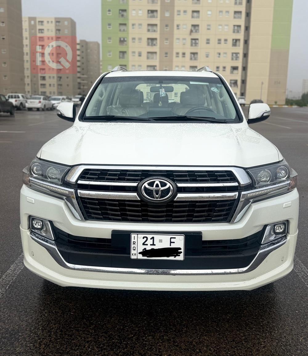 تويوتا لاندكروزر